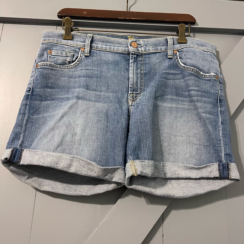 7 for all mankind shorts